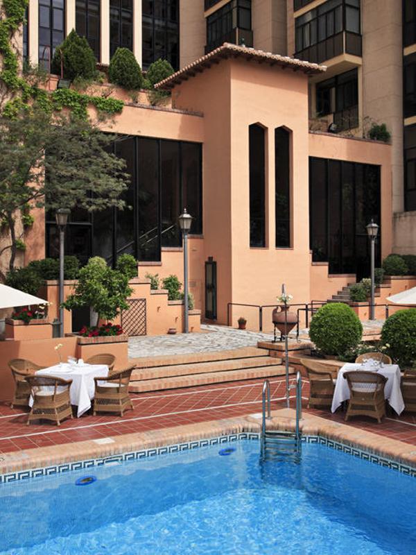 Saray Hotel