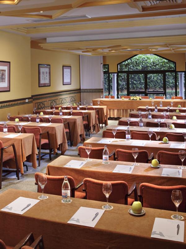 Saray Hotel