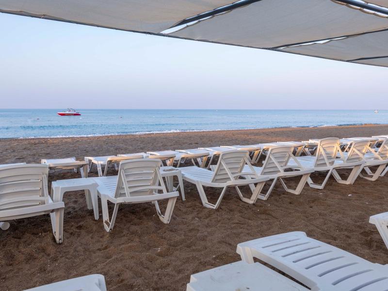 Asteria Collection Side