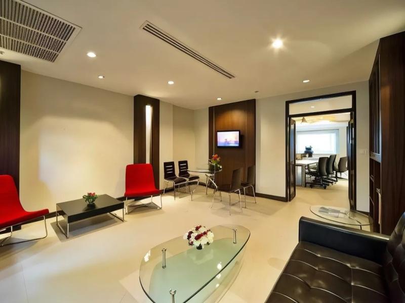Sareeraya Villas & Suites