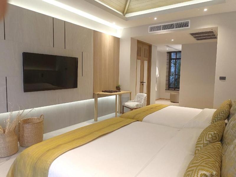 Sareeraya Villas & Suites