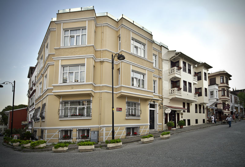 Sari Konak 