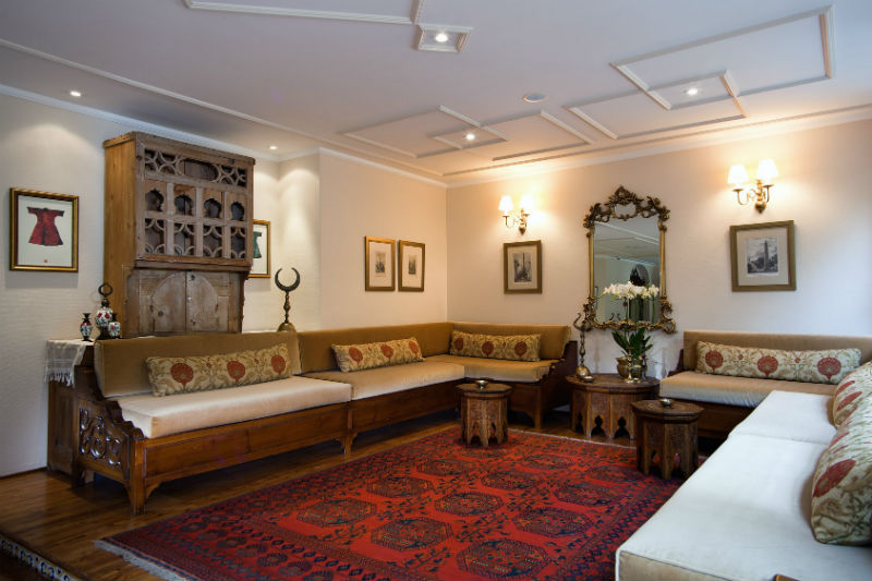 Sari Konak 