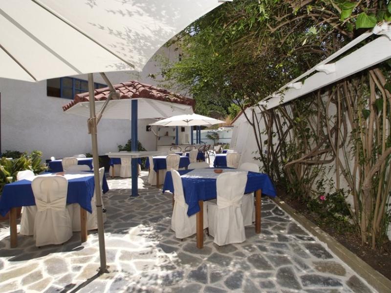 Atheras Hotel