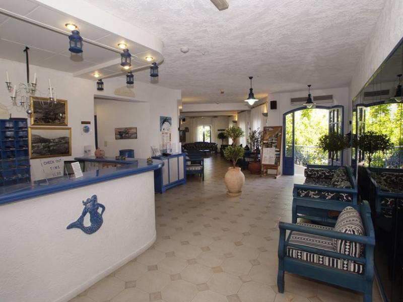 Atheras Hotel