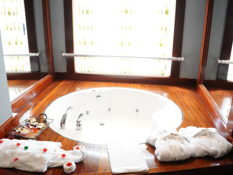 Saturn Palace Resort