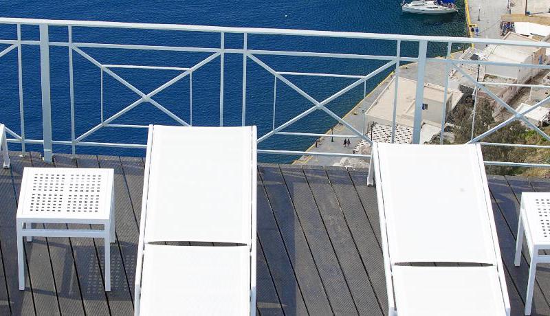 Athina Luxury Suites
