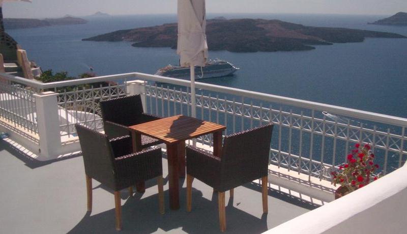 Athina Luxury Suites