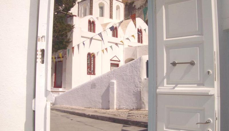Athina Luxury Suites