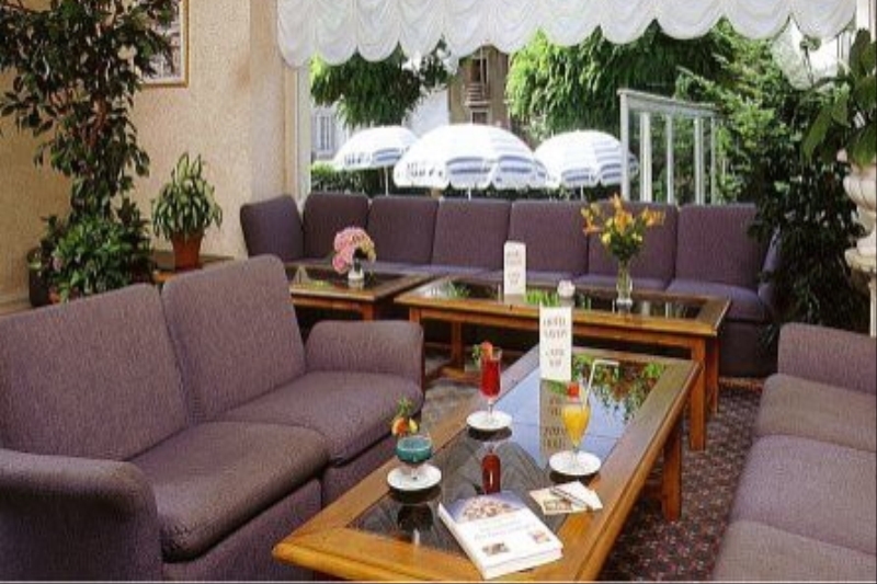 Savoy 