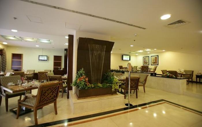Savoy Crest Hotel Apartments
