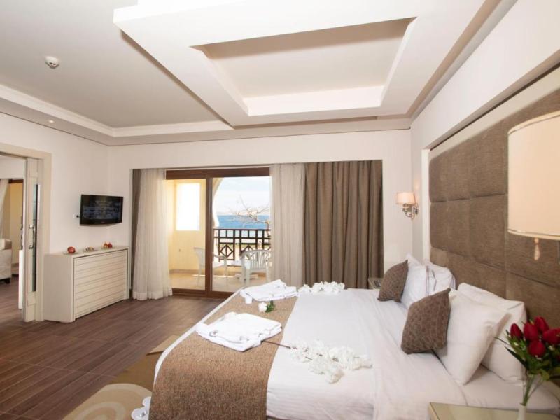 Charmillion Club Resort