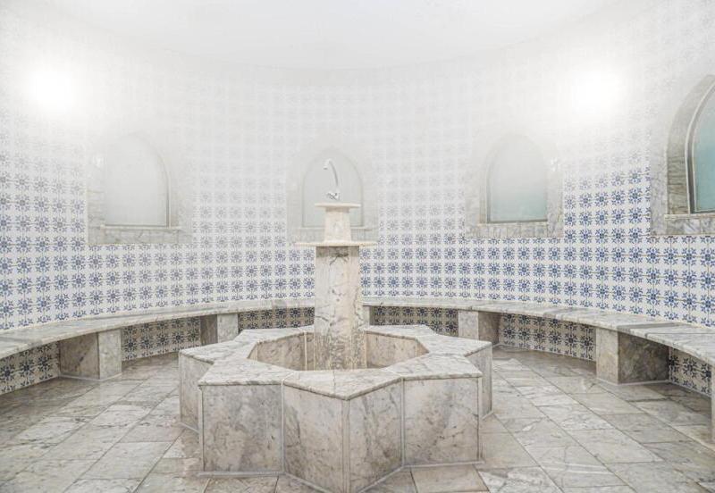 Charmillion Gardens Aqua Park