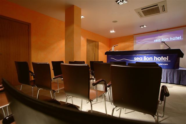 Sea Lion Hotel