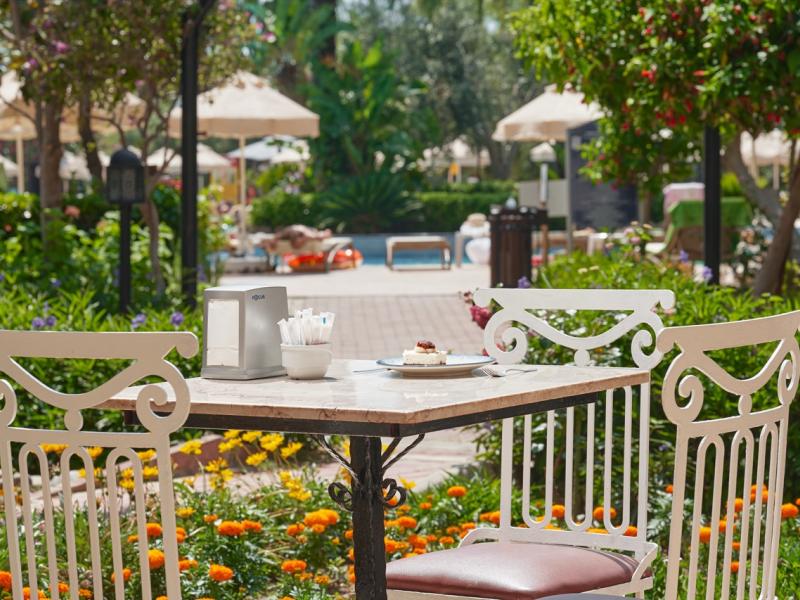 Seaden Sea World Resort & Spa