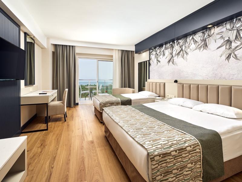 Seaden Sea World Resort & Spa