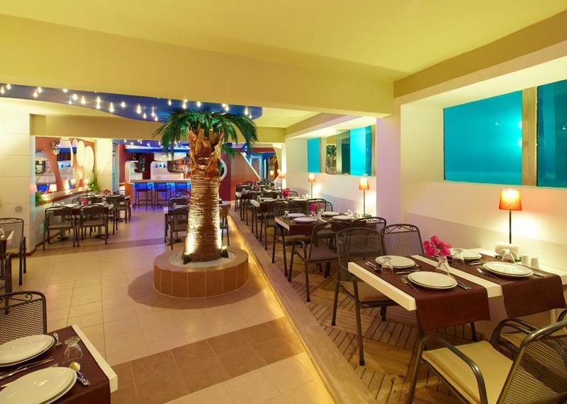 Seahorse Deluxe Hotel