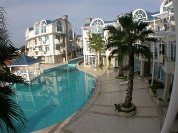 Seahorse Deluxe Hotel