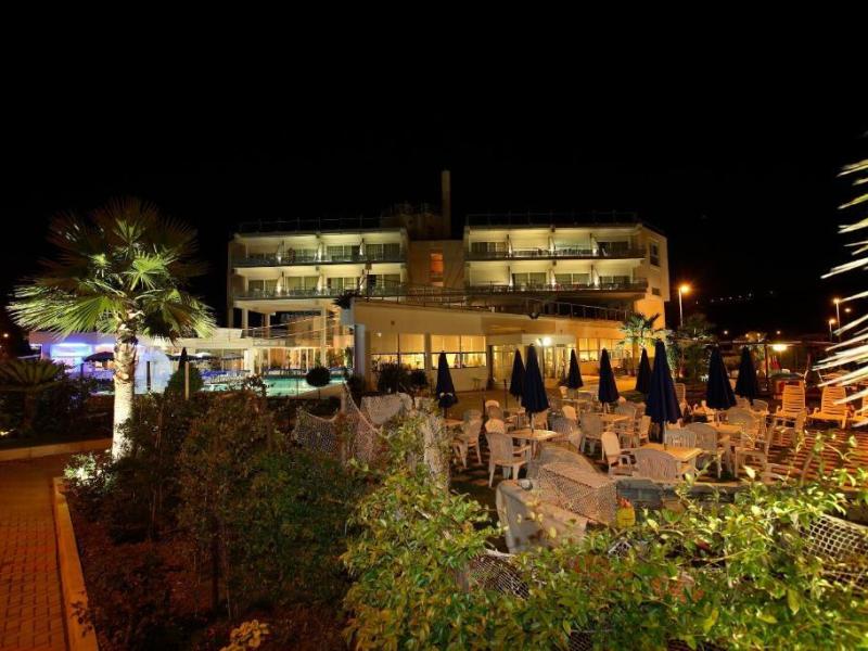 SeaPark Family Resort & SPA