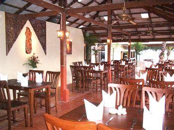 Seascape Beach Resort