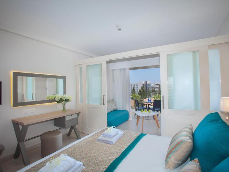 Atlantica Aeneas Resort & Spa