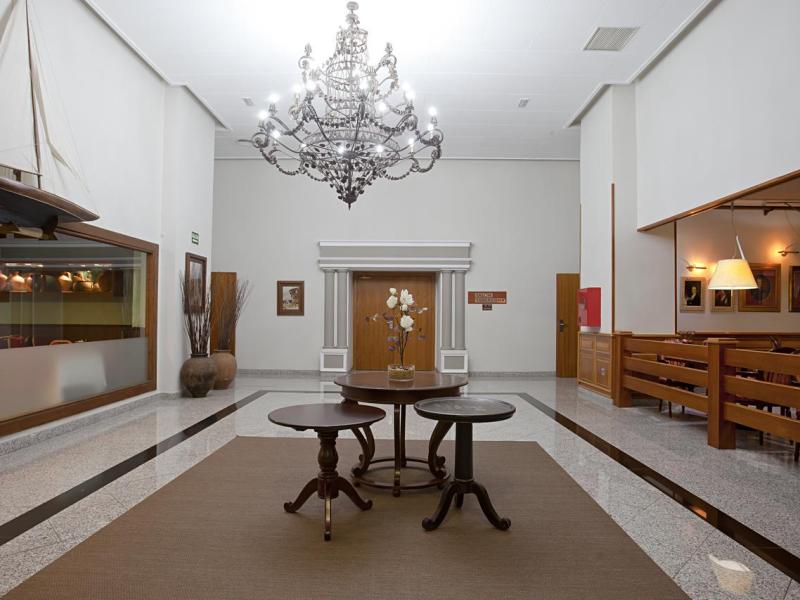 ILUNION Hotel Les Corts Spa