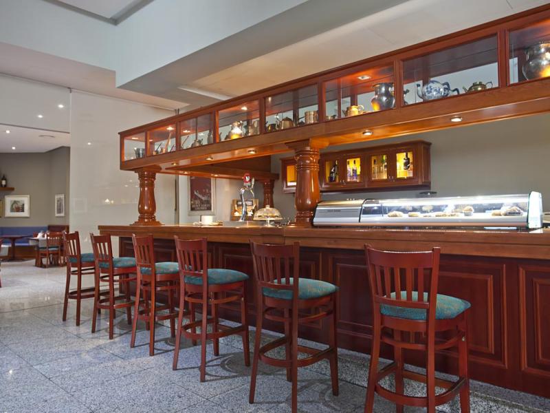 ILUNION Hotel Les Corts Spa