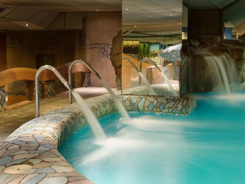 ILUNION Hotel Les Corts Spa