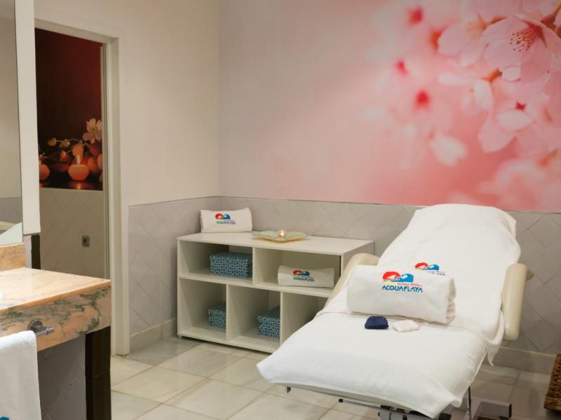 ILUNION Hotel Les Corts Spa