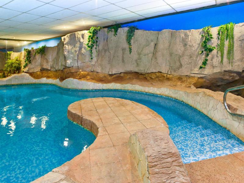 ILUNION Hotel Les Corts Spa