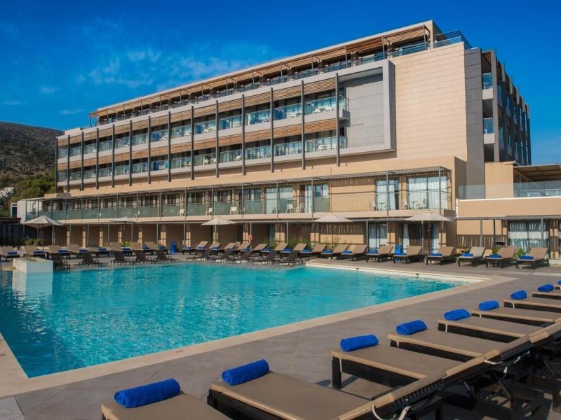 I Resort Beach Hotel & Spa