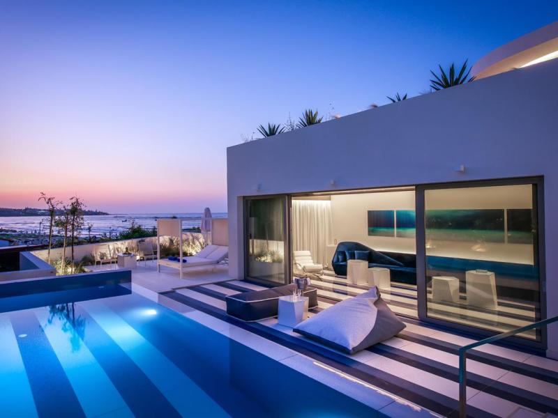 I Resort Beach Hotel & Spa