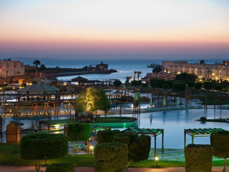 Sunrise Grand Select Crystal Bay Resort