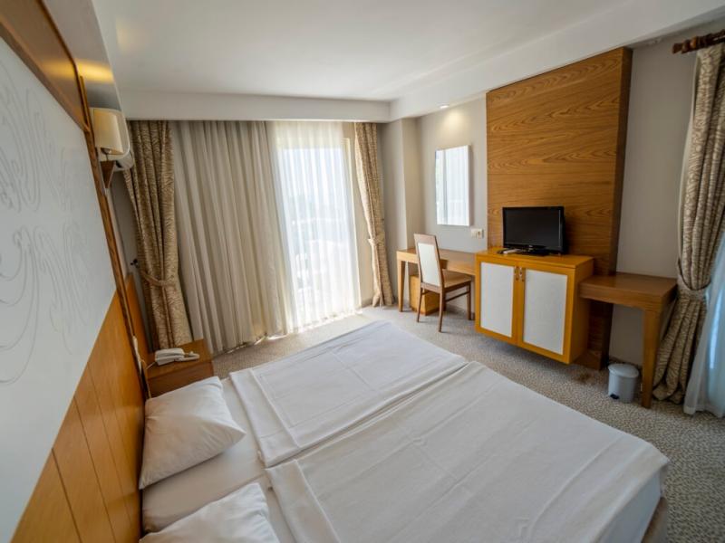 MC Beach Park Resort