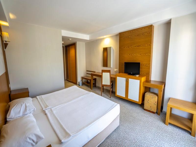 MC Beach Park Resort