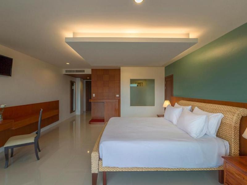 Chanalai Flora Resort