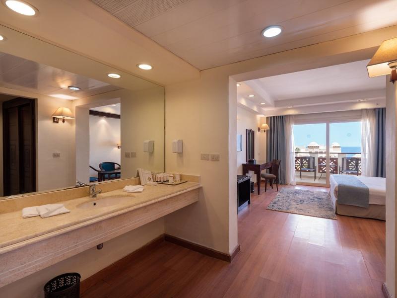 Serenity Alpha Beach