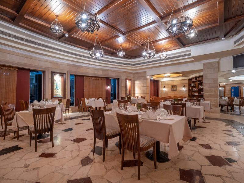 Serenity Alpha Beach