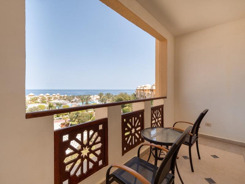 Serenity Alpha Beach