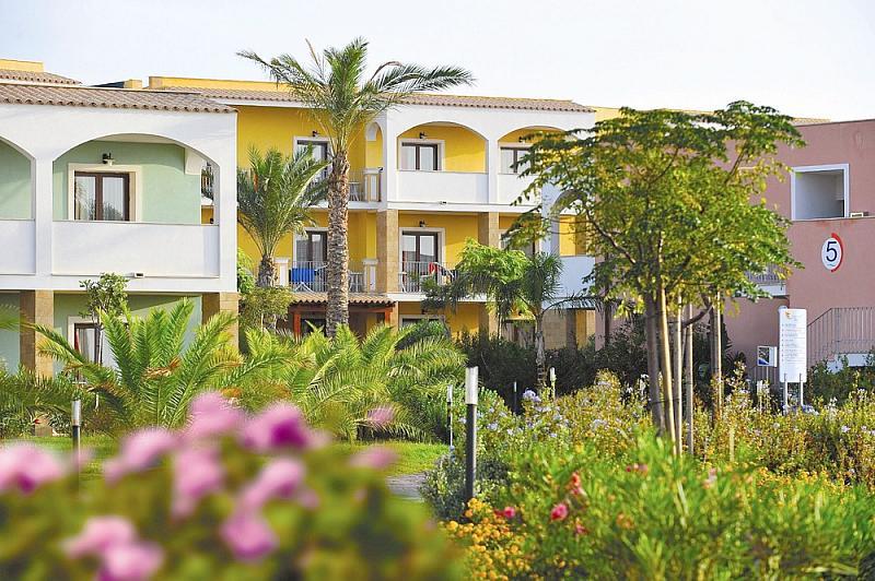 Serenusa Village