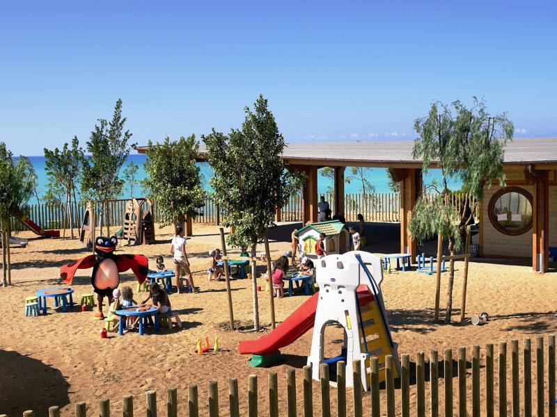 Serenusa Village