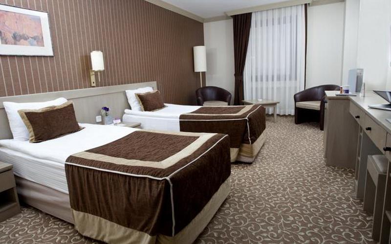 Sergah Hotel