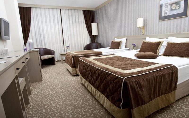 Sergah Hotel