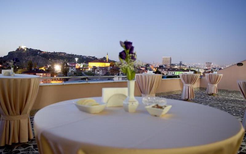 Sergah Hotel