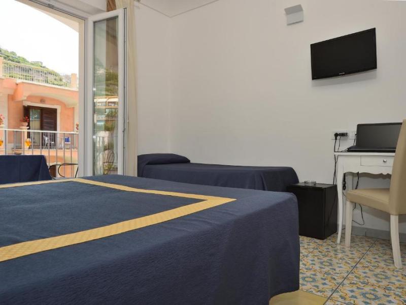 Hotel Settebello (7Bello)
