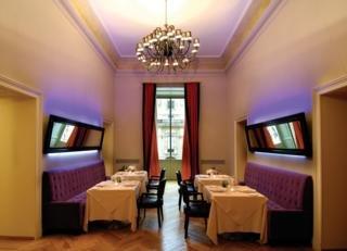 Seven Stars Galleria