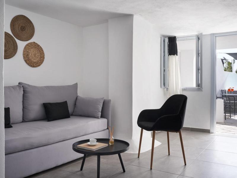 Mr & Mrs White Santorini