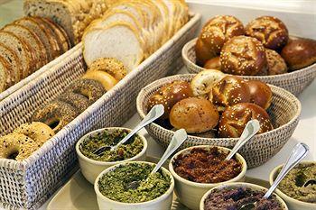 Shalom Hotel & Relax