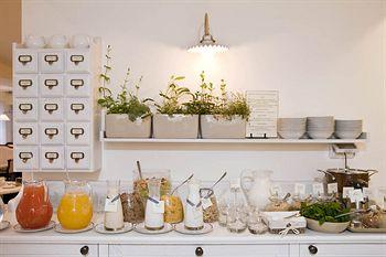 Shalom Hotel & Relax