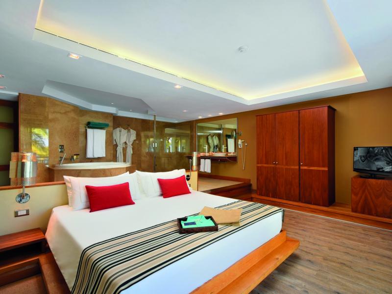 Beachcomber Shandrani Resort & Spa